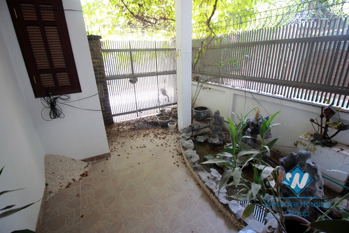 Nice fully furnished house for rent in Tay Ho